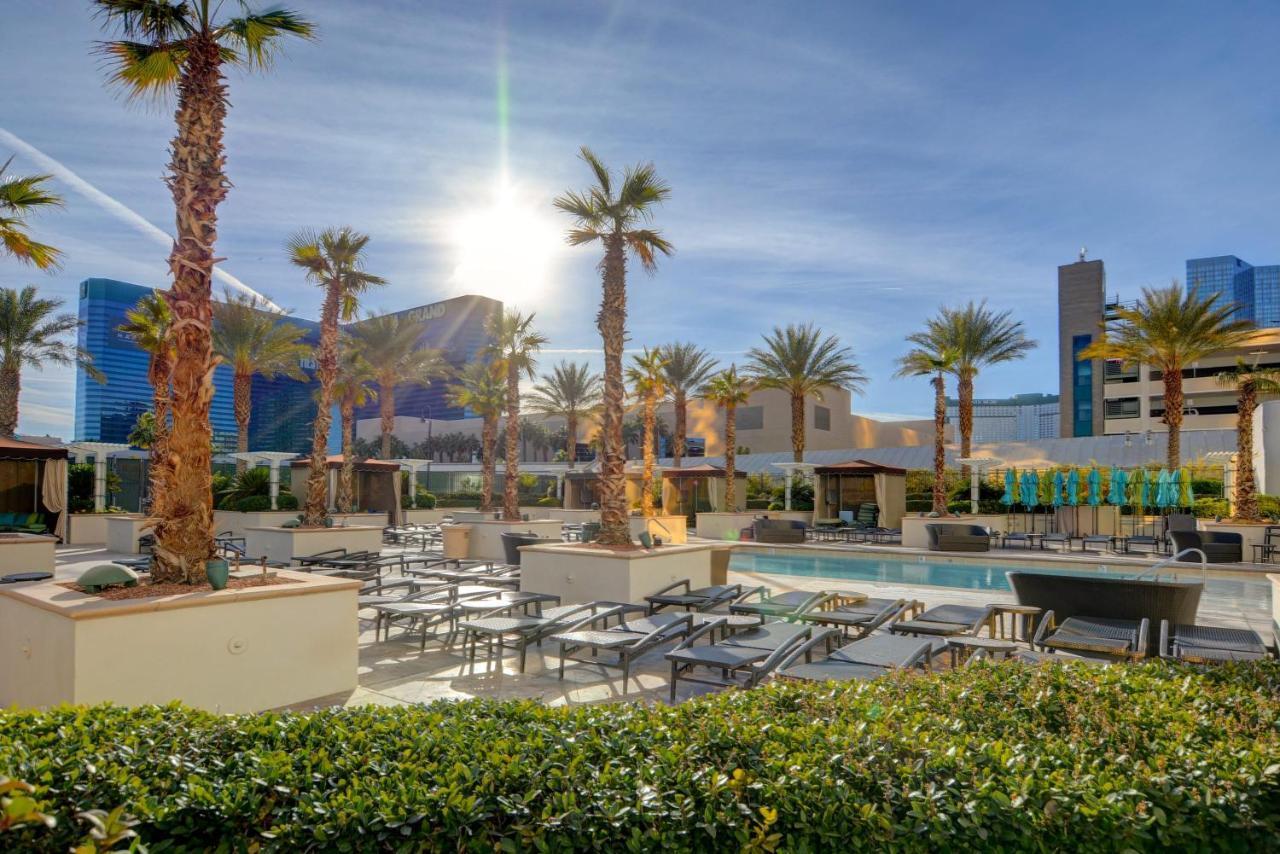 Mgm Signature-27-805 F1 Track & Strip View Balcony Las Vegas Bagian luar foto